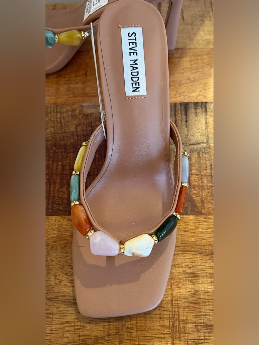 Steve Madden Faroh Natural Stone Multicolor Beaded Tan Thong Sandals Size 8.5